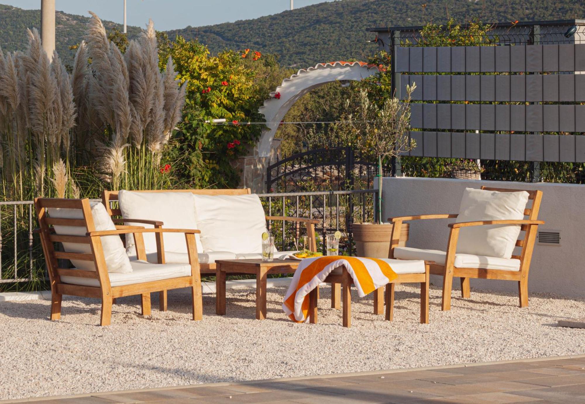 Вилла House Camellia With Fenced Pool And Playground Blizna Donja Экстерьер фото